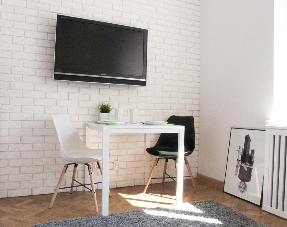 Studio In Heart Of Warschau Buitenkant foto